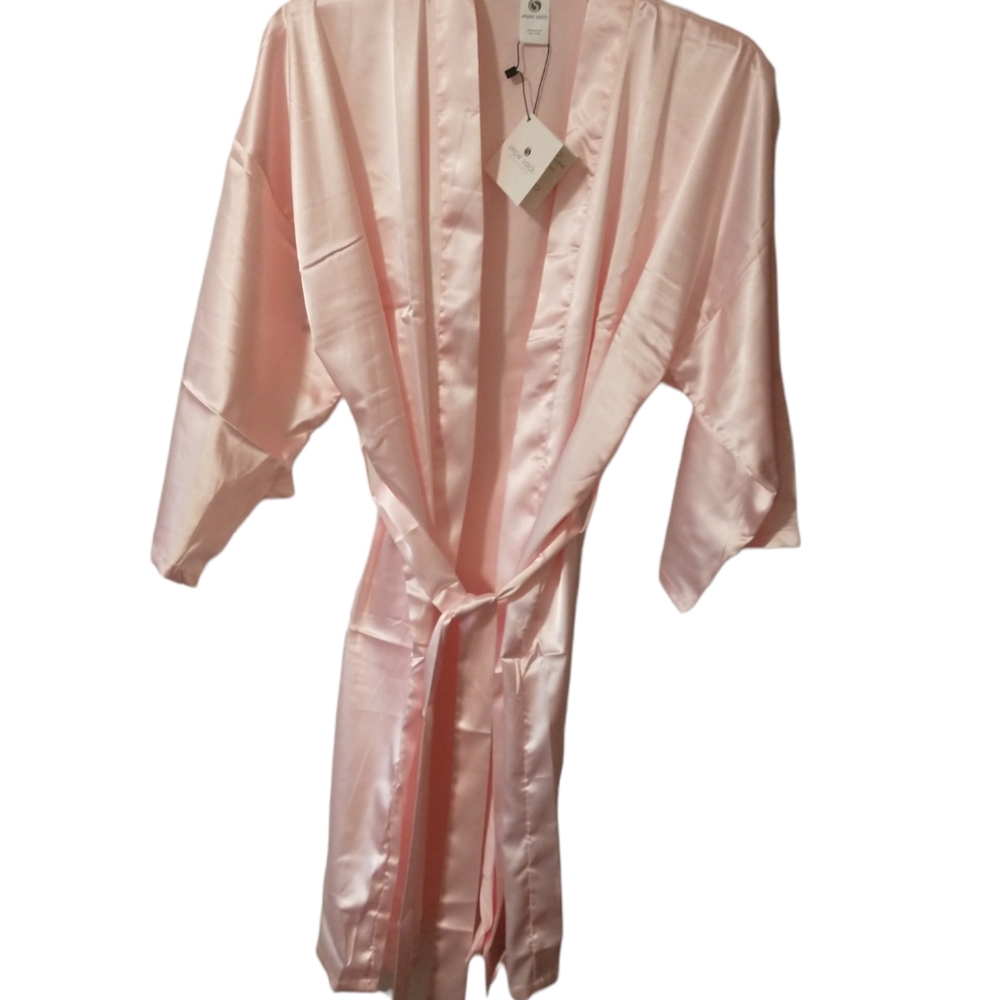 Simple Satch Pink Satin Robe